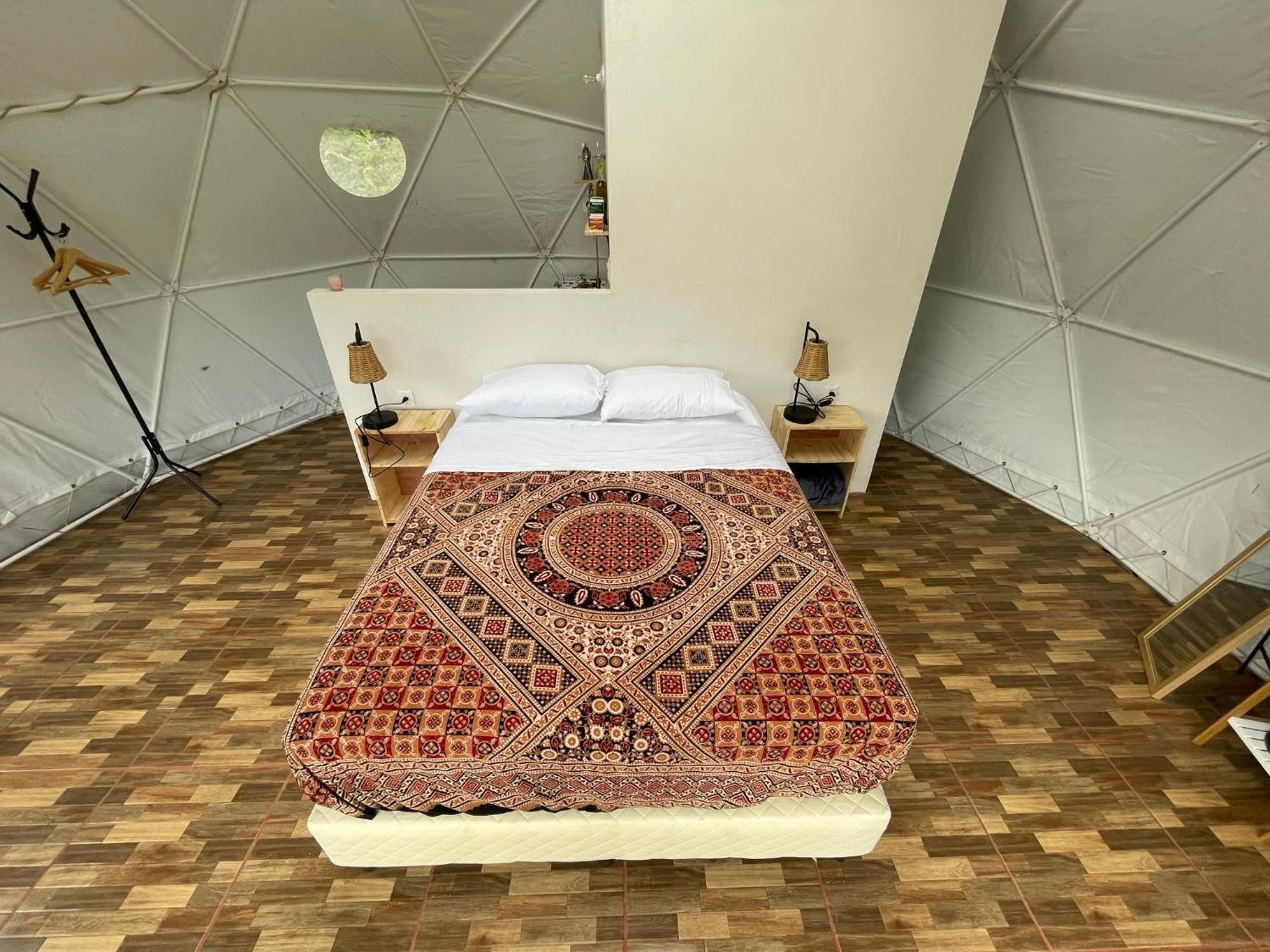 La Comarca River Glamping Dome Near Manuel Antonio Exterior photo