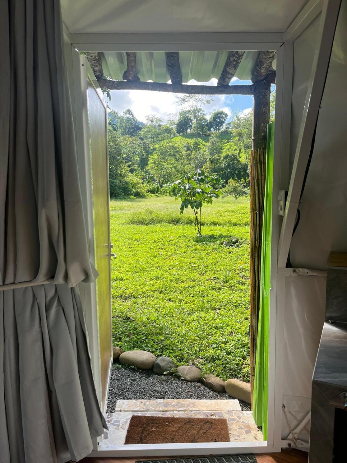 La Comarca River Glamping Dome Near Manuel Antonio Room photo